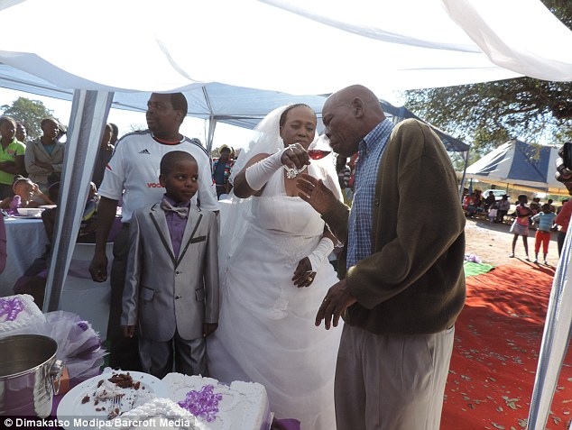 Senior Citizen Helen Shabangu Marries 9 Year-Old Boy Saneie Masilela For The Second Time 